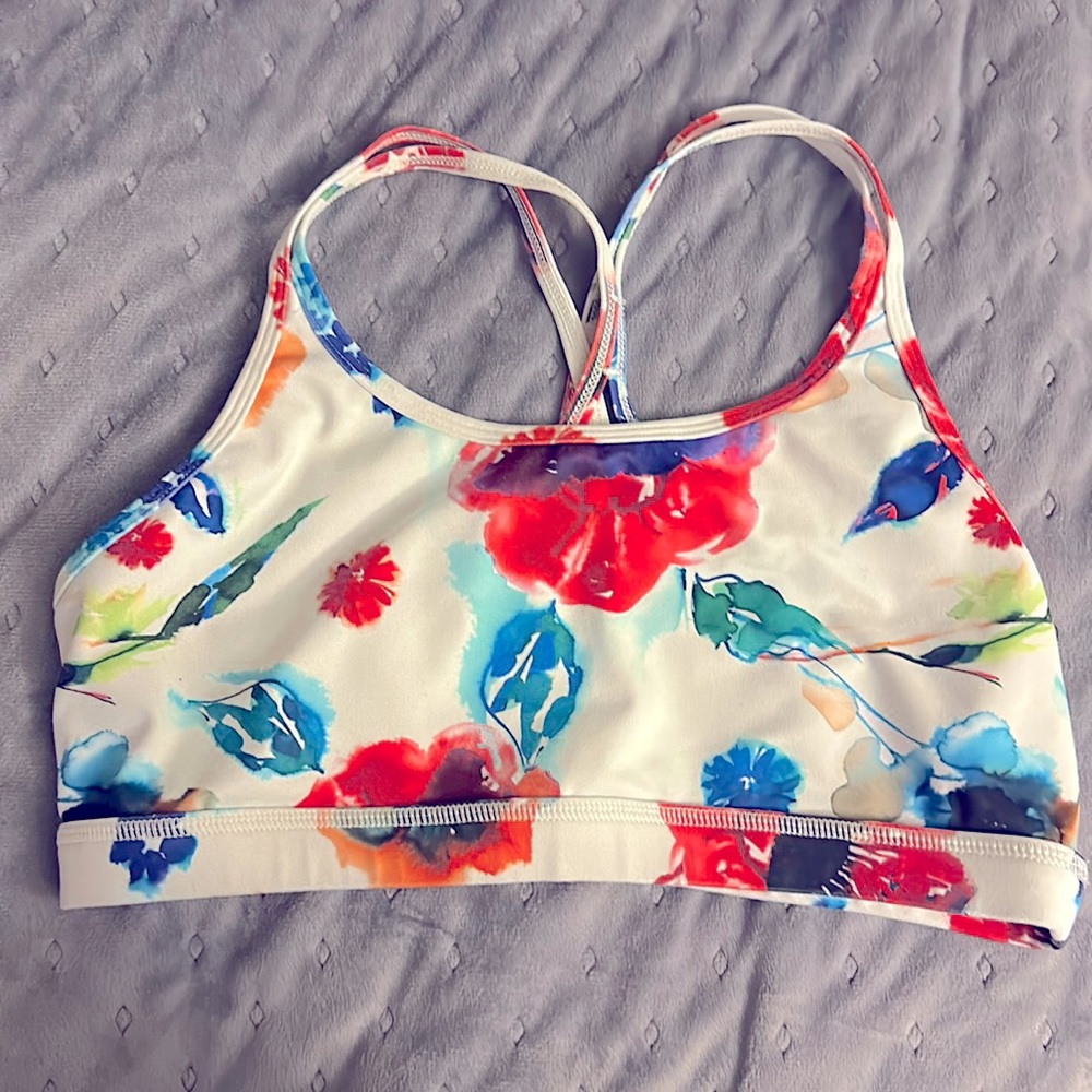 sports bra